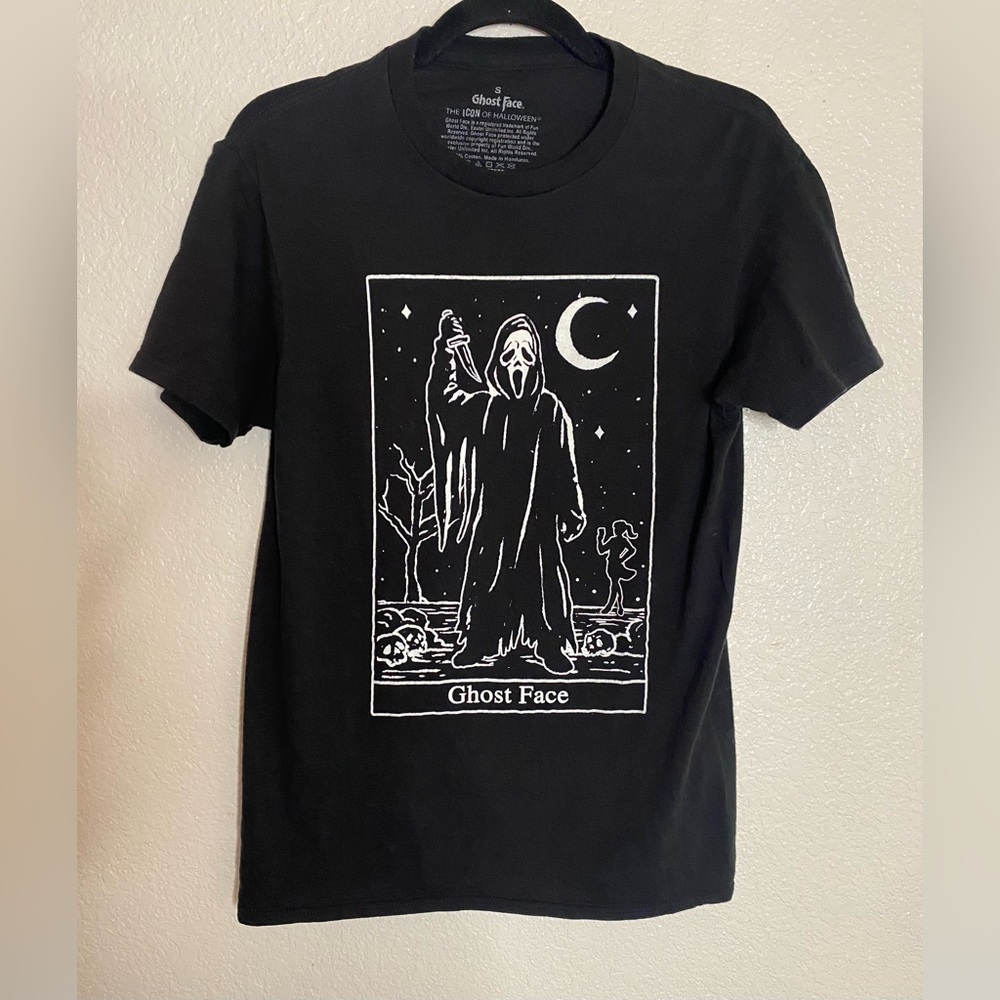 Ghost Face Tarot Black T-Shirt Women’s Small
